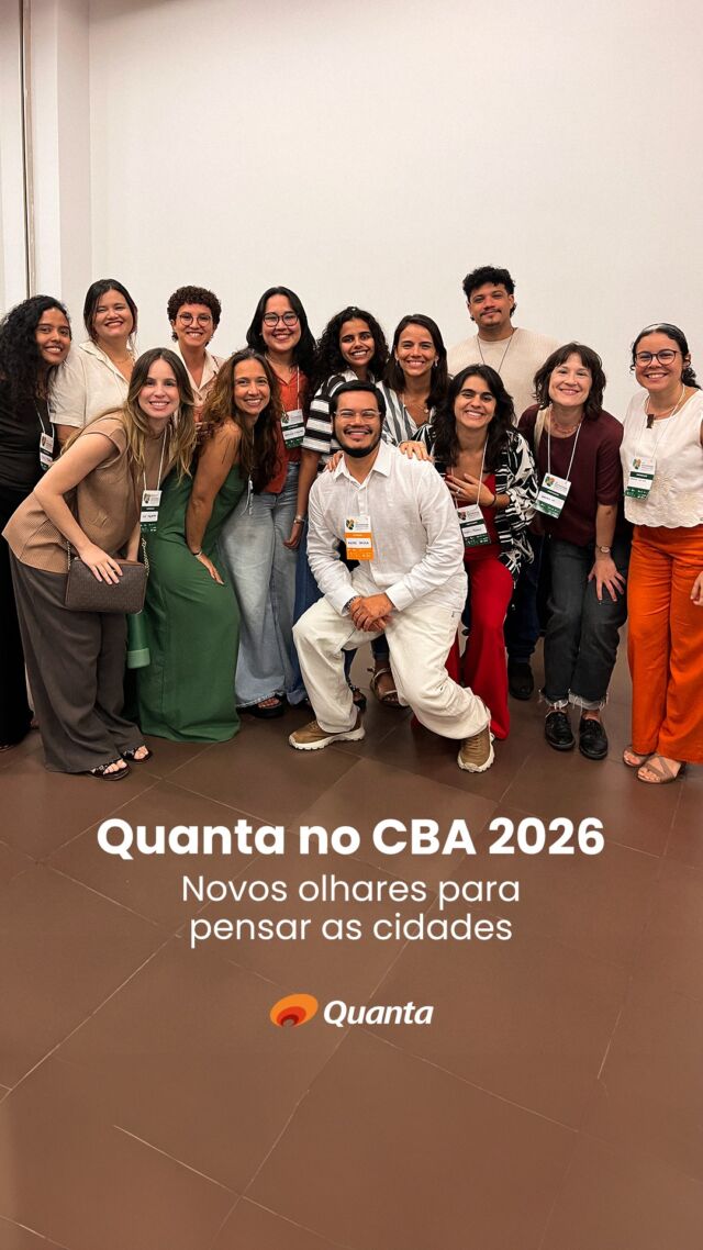 O 22º Congresso Brasileiro de Arquitetos reúne profissionais, estudantes, pesquisadores e instituições para debater arquitetura, urbanismo, planejamento e os modos de viver nas cidades. Para nossa equipe de Desenvolvimento Urbano, participar do CBA 2026 é uma oportunidade de acompanhar discussões que atravessam diretamente os desafios presentes nos projetos urbanos: transformação dos espaços, novas formas de ocupação, práticas profissionais e leitura das cidades em constante mudança. Estar presente na programação também amplia esse diálogo. Durante o Congresso, André Sales, Diretor da Quanta, também apresentou projetos desenvolvidos, compartilhando experiências e soluções aplicadas ao planejamento urbano, participação social e ao desenvolvimento territorial. Estar no CBA é aproximar referências, práticas e olhares que podem fortalecer os projetos desenvolvidos pela Quanta. Que cidades queremos construir a partir daqui? #QuantaConsultoria #CBA2026 #Arquitetura #Urbanismo #DesenvolvimentoUrbano